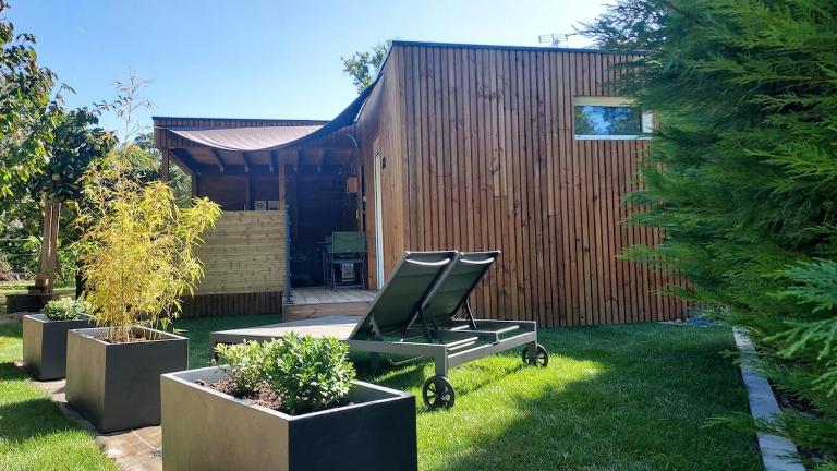 le Clos des Golferies, chalet avec jacuzzi - B&B Les Mothes