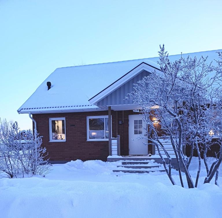 Villa with sauna - Bed and Breakfast Umeå