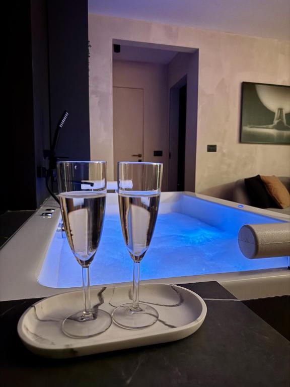 Jacuzzi Old Town Escape - Ferienwohnung Bukarest
