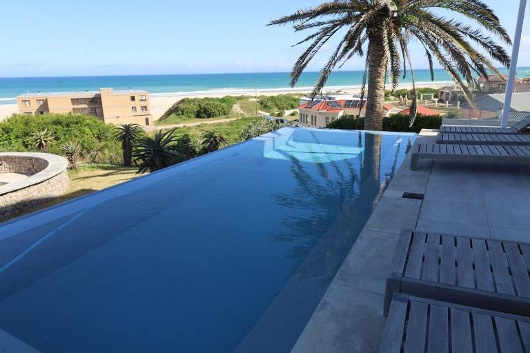 Paradise Beach Manor - B&B Jeffreys Bay