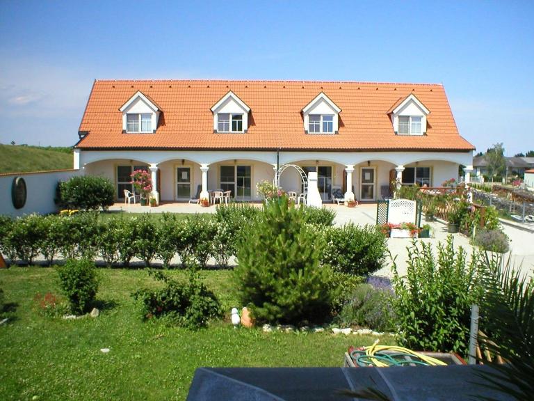 Appartementhaus Martina - Chambres d'hôtes Mörbisch am See