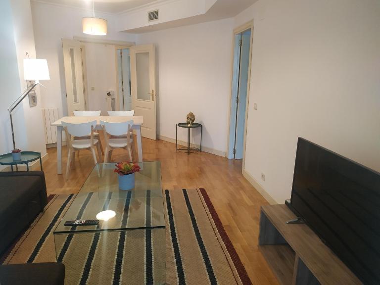 Vivienda de 1 habitación independiente, metro La Moraleja - B&B Alcobendas