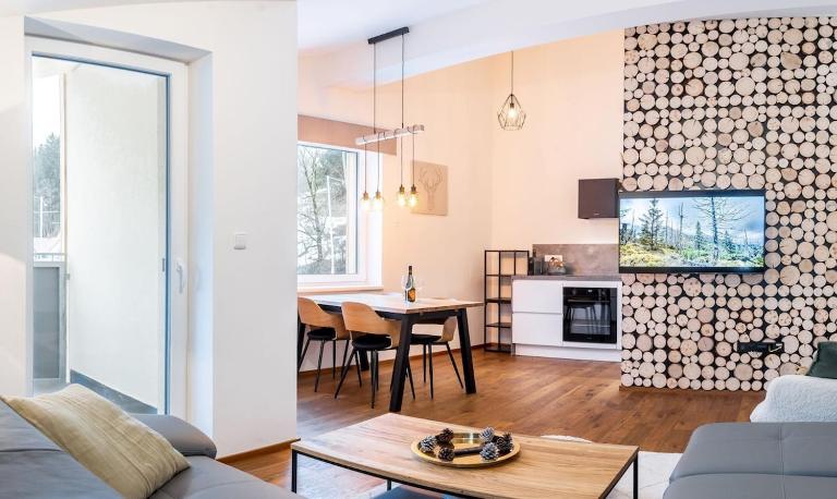 Apartmán pod Kněžickým vrchem - B&B Vrchlabí