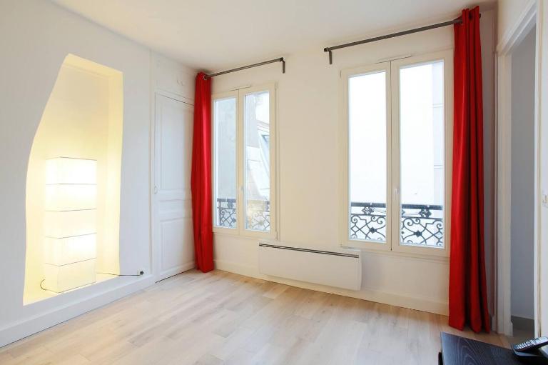 Lovely apartment 10 min walk to Louvre 3 Persons - B&B Paris