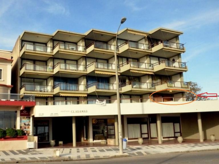 rambla de piriapolis edificio claramar - B&B Piriápolis