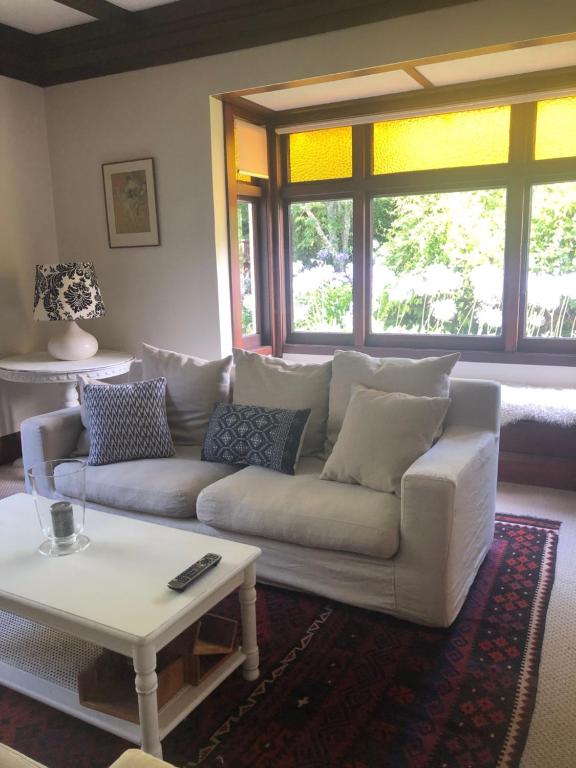 Luxury 4 bedroom Bungalow - Chambres d'hôtes Havelock North
