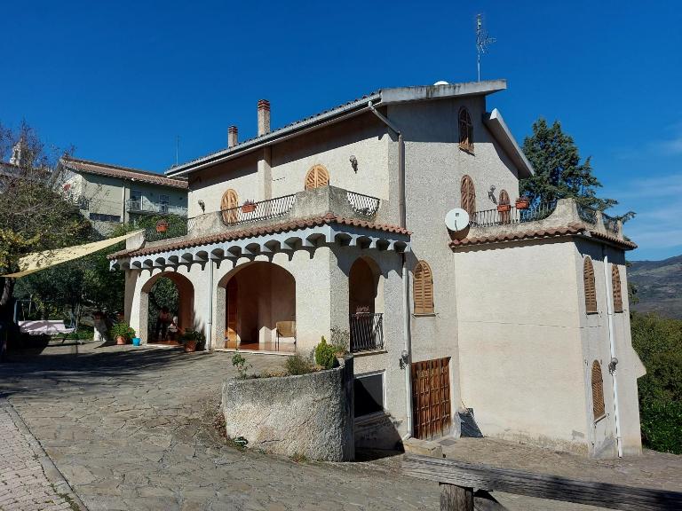 Villa Le Arcate - Ferienwohnung Corleto Perticara