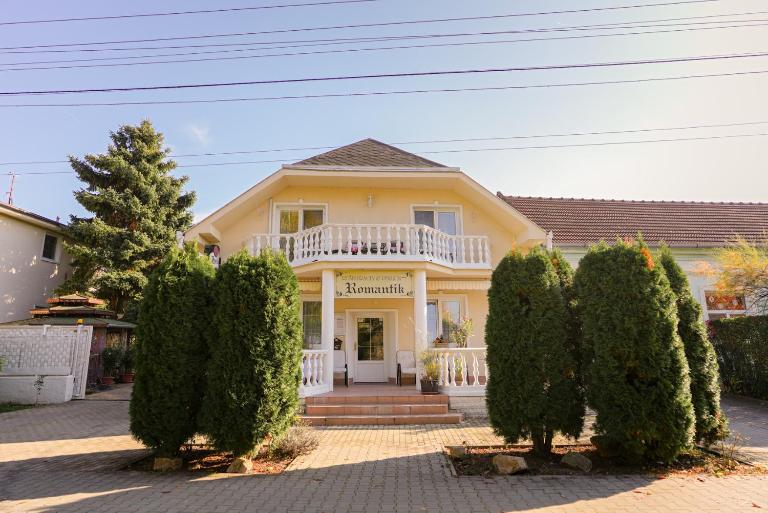 Penzion Romantik - Bed and Breakfast Dolná Streda