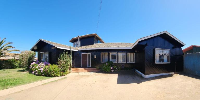 PICHILEMU BEACH HOUSE - Chambres d'hôtes Pichilemu