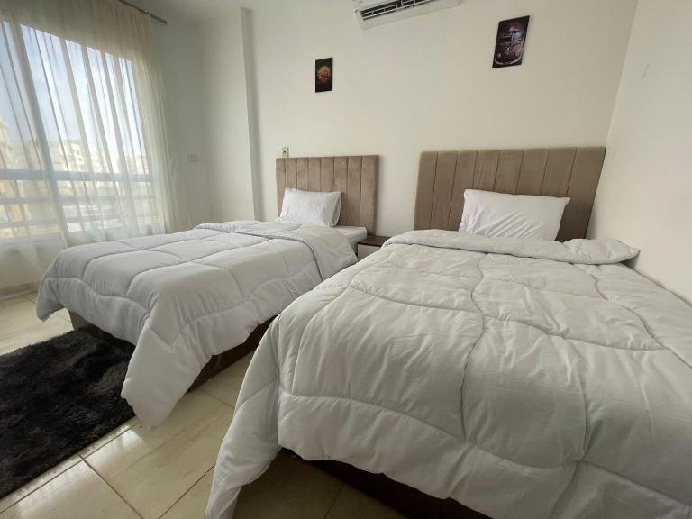 Family 2 bedrooms B6 group 62 - B&B Madinaty