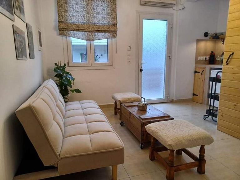 Street Home Andros - Ferienwohnung Andros
