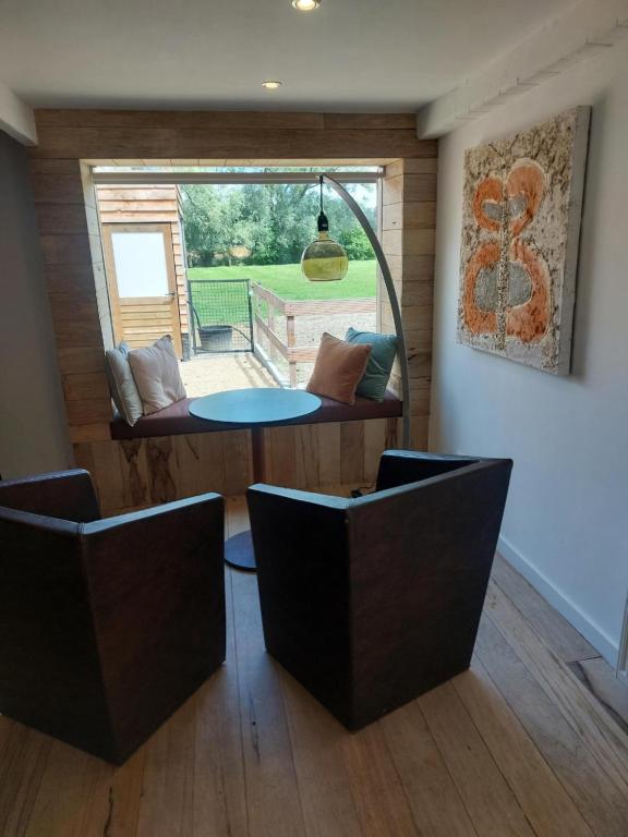 Huis-Chalet aan Puyenbroeck - B&B Wachtebeke