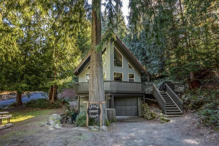 Cedar Grove Lodge | BBQ | Wifi, Hot tub, AC - B&B Packwood