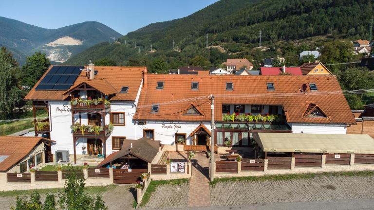 Penzión Gitka - Ferienwohnung Vrútky