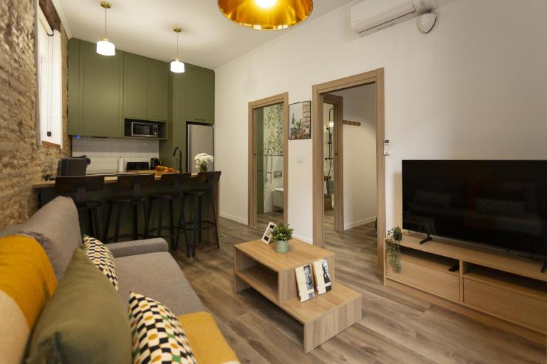 Tenerias Apart Corp, Bajo - B&B Valencia