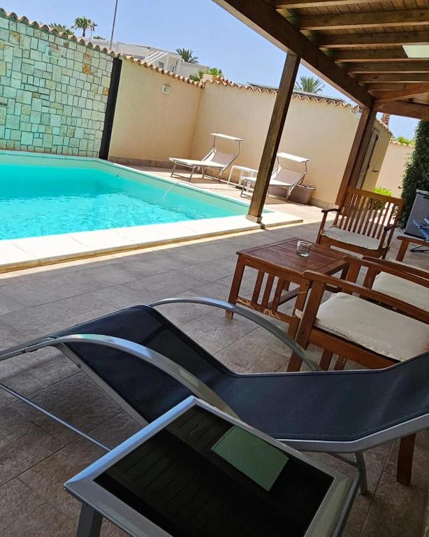 B&b A Due Passi Dal Sole - Ferienwohnung Porto Empedocle