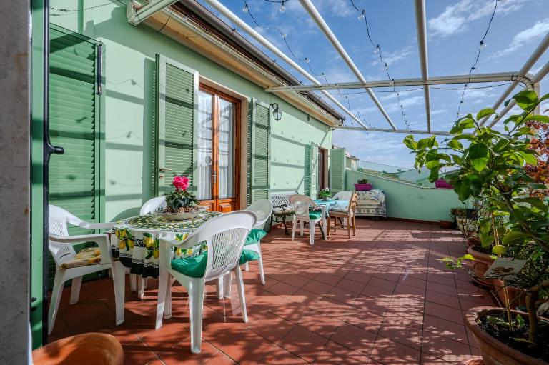 Red Mansarda - Ferienwohnung Viareggio