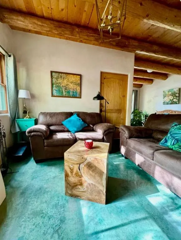 Property In The Heart Of Taos - B&B Taos