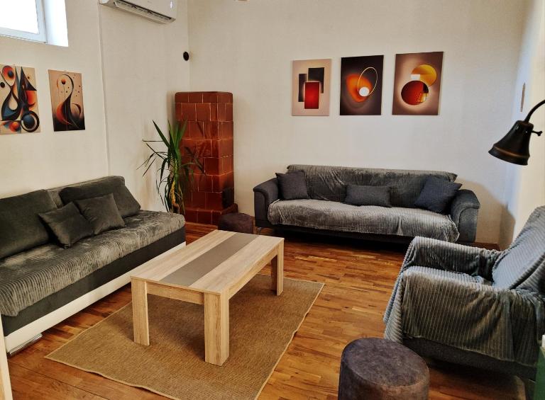 Apartman Opačić 2 - Bed and Breakfast Sombor
