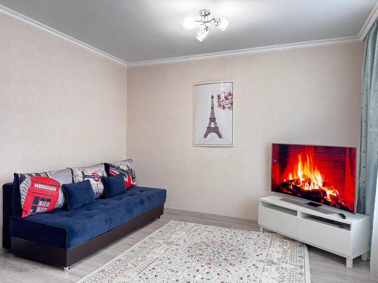 Only Sun - Bed and Breakfast Astana