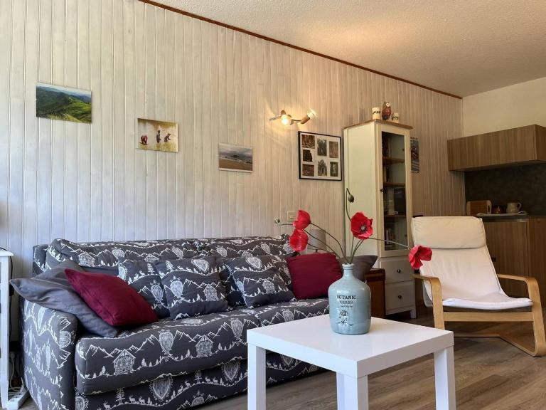 Studio confortable, idéal pour 4, avec balcon, proche pistes et centre bourg ! - FR-1-548-35 - B&B Villard-de-Lans