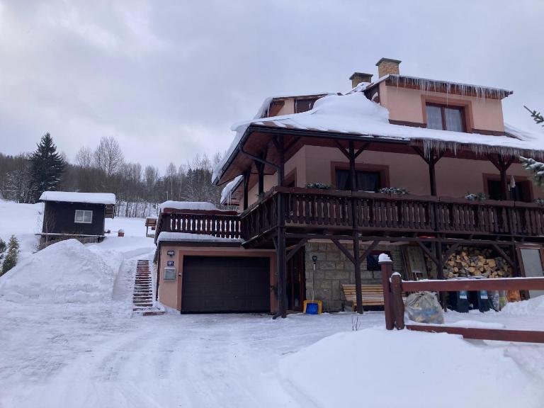 Apartmán u Bětky - B&B Jablonec nad Jizerou