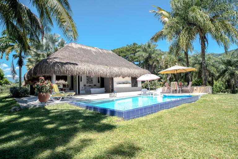 Villa en La Pintada con Piscina - Ferienwohnung La Pintada