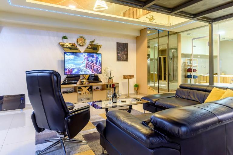 Xspa apartment cryptocurrency pay available - B&B Novi Sad