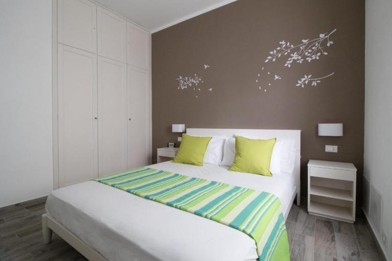 WELCOME RIVIERA - FIOCCO DI MARE elegante e moderno appartamento completamente rinnovato situato in una zona tranquilla -toll parking at 20 euro per day to be booked in advance -subject to availability - B&B Rapallo
