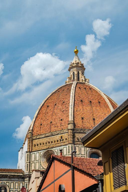 Firenze Rentals Deluxe Corso 14 with Duomo View - Bed and Breakfast Florence
