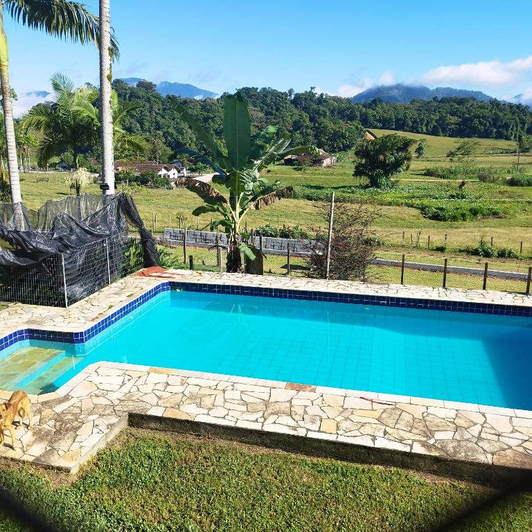 Casa Suíça família-luxo nr4 Suite master 5-pessoas - B&B Pomerode