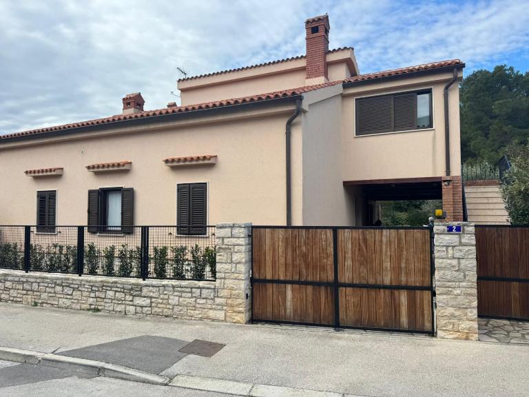 Apartman Sofia - Ferienwohnung Pula