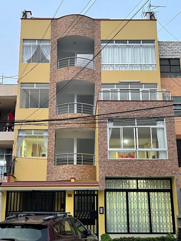Apartamentos Las Americas - Bed and Breakfast Lima