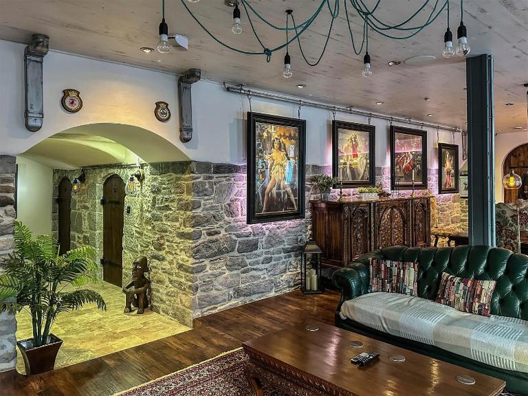 The Catacombs-Barbican - Pet Friendly - 5 Guests - B&B Plymouth