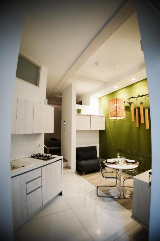 HOME 3 BED Aparthotel - Bed and Breakfast Bisceglie