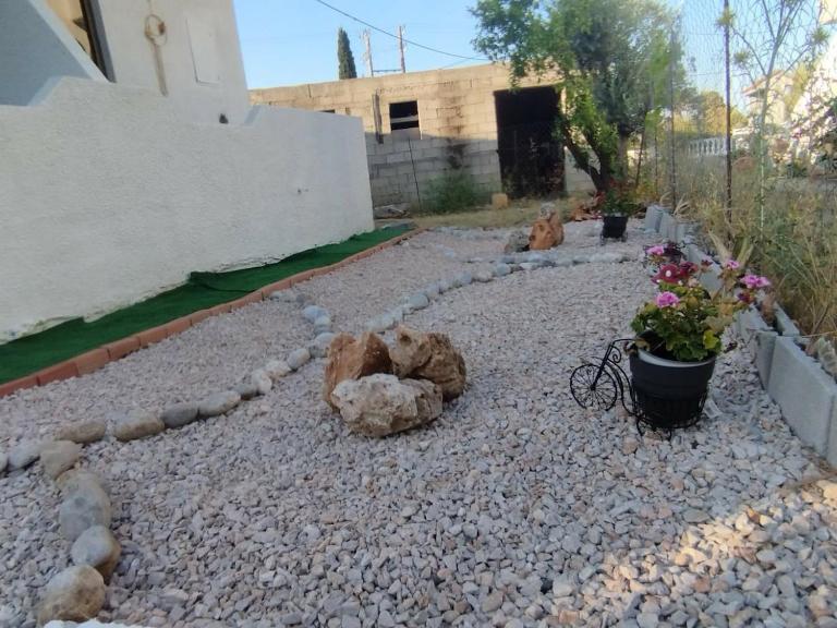 Garden Studios N2 - Bed and Breakfast Archángelos