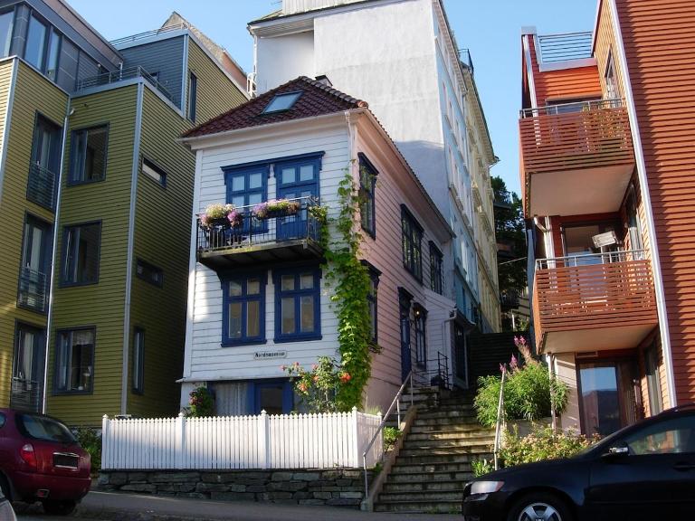 Historic Bergen house, right in the middle of everything! - B&B Bergen