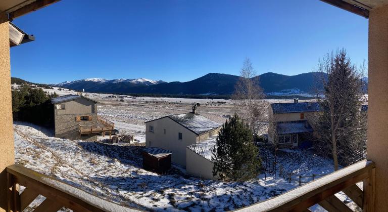 appartement avec vue sur le lac et les montagnes - Ferienwohnung Les Angles