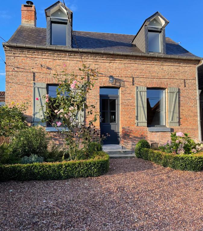 Les Charmes de Villers - B&B Huchenneville