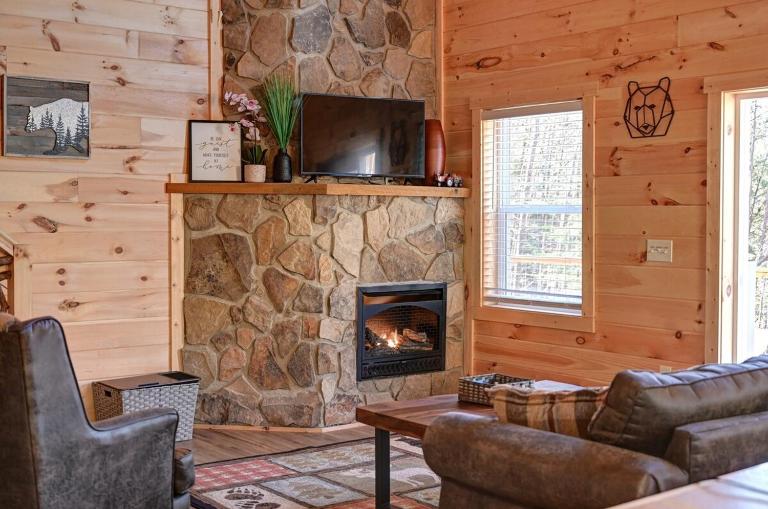 Twin Oaks Cabin - B&B Bryson City