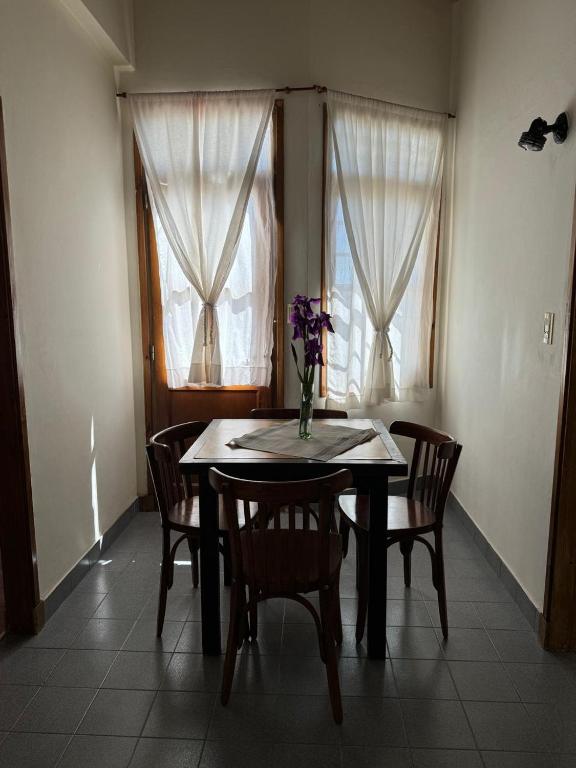 Lo de Lili - Bed and Breakfast Balcarce