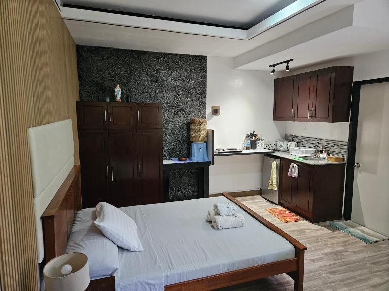 Weyh's Studio #2 by the ocean 100Mbps - B&B Panglao