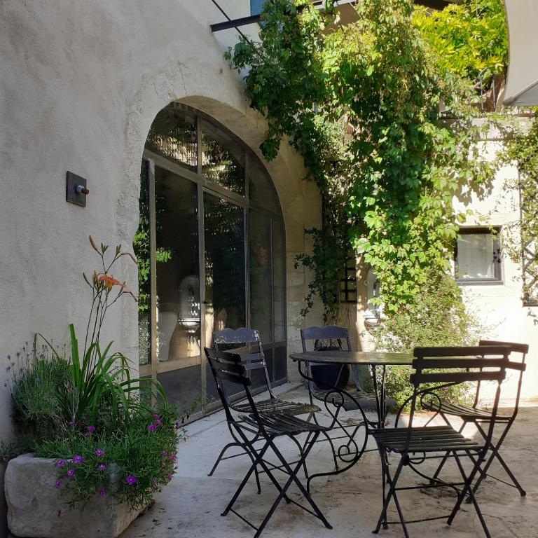 Les Grés Logis de Charme - Ferienwohnung Grignan