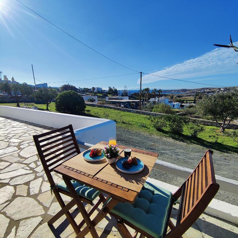 Portolati Paros Sea View Studios - B&B Parikia