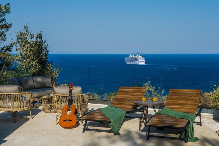 Iris Villa Zante incredible view of the Ionian Sea - B&B Akrotíri