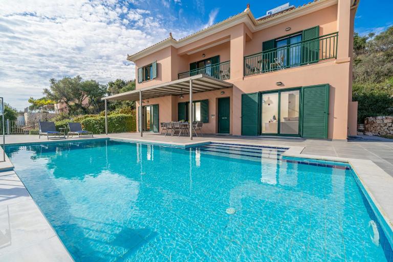 Villa Niki with swimming pool - B&B Kefalonia
