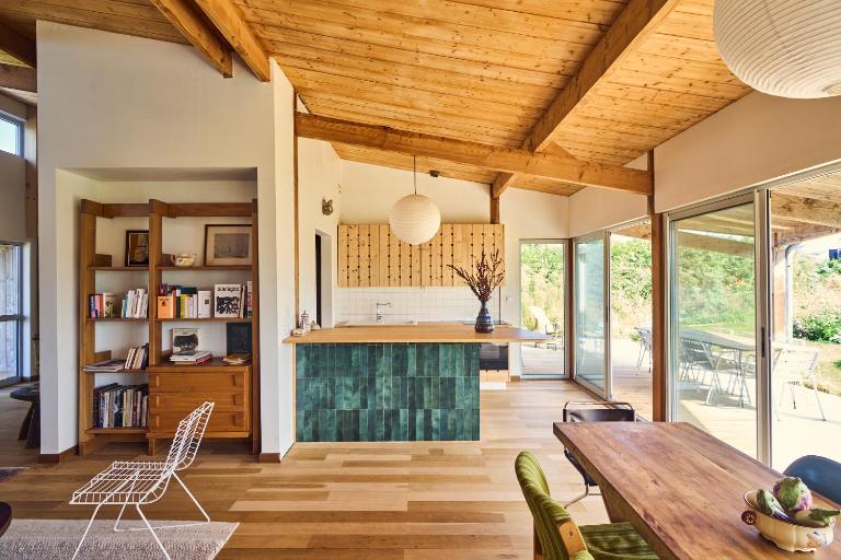 Maison moderne, ambiance californienne, proche mer - Bed and Breakfast Plouescat