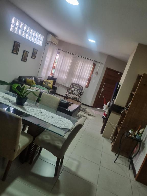 Hospedagem Sil e Jean quarto família, cozinha compartilhada com outros hóspedes - B&B São Gabriel