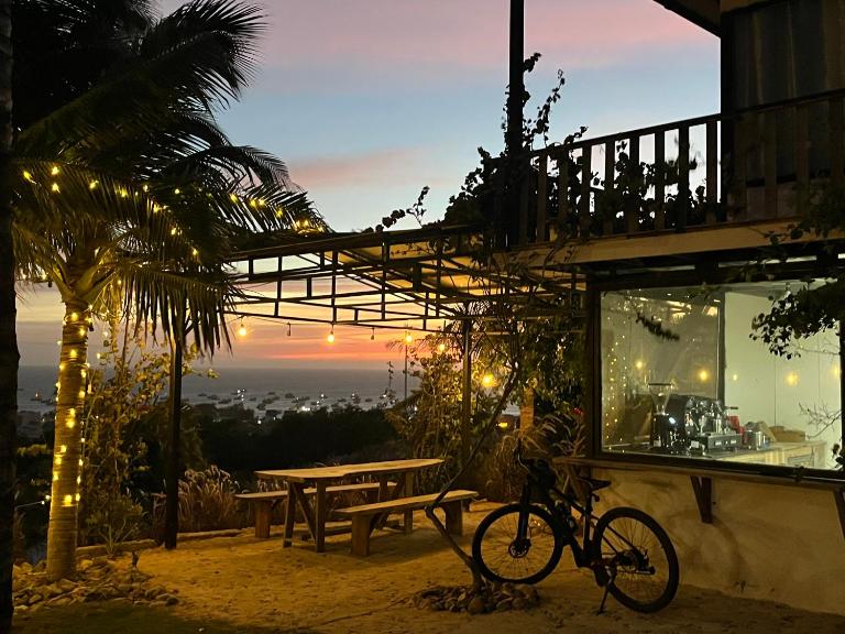 Peaceful Hill Homestay - B&B Kê Gà