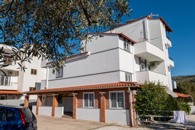 Apartments Aktea - B&B Ksamil